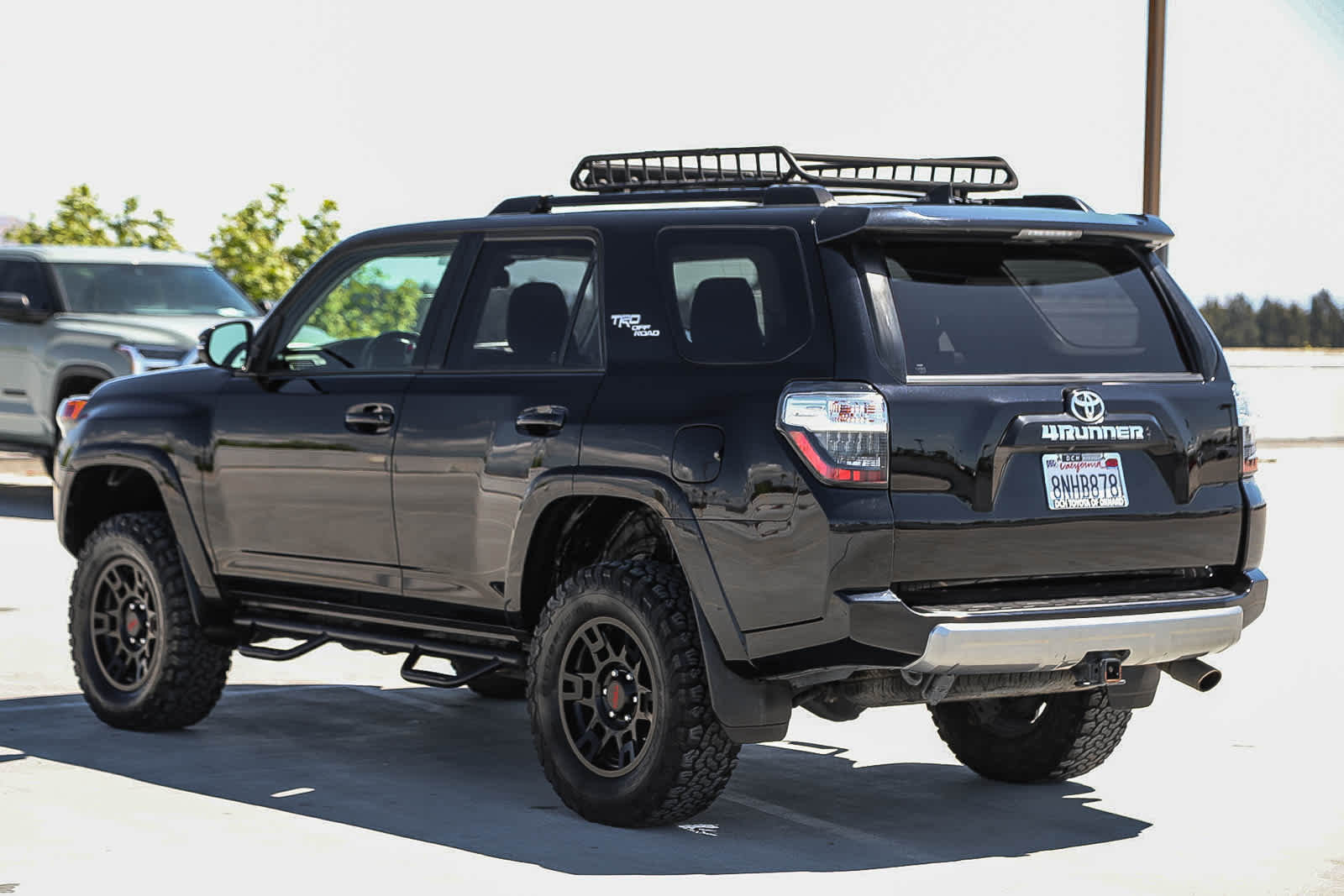 Used 2020 Toyota 4Runner TRD Off-Road Premium w/ Moonroof Package AWD/4WD image 7