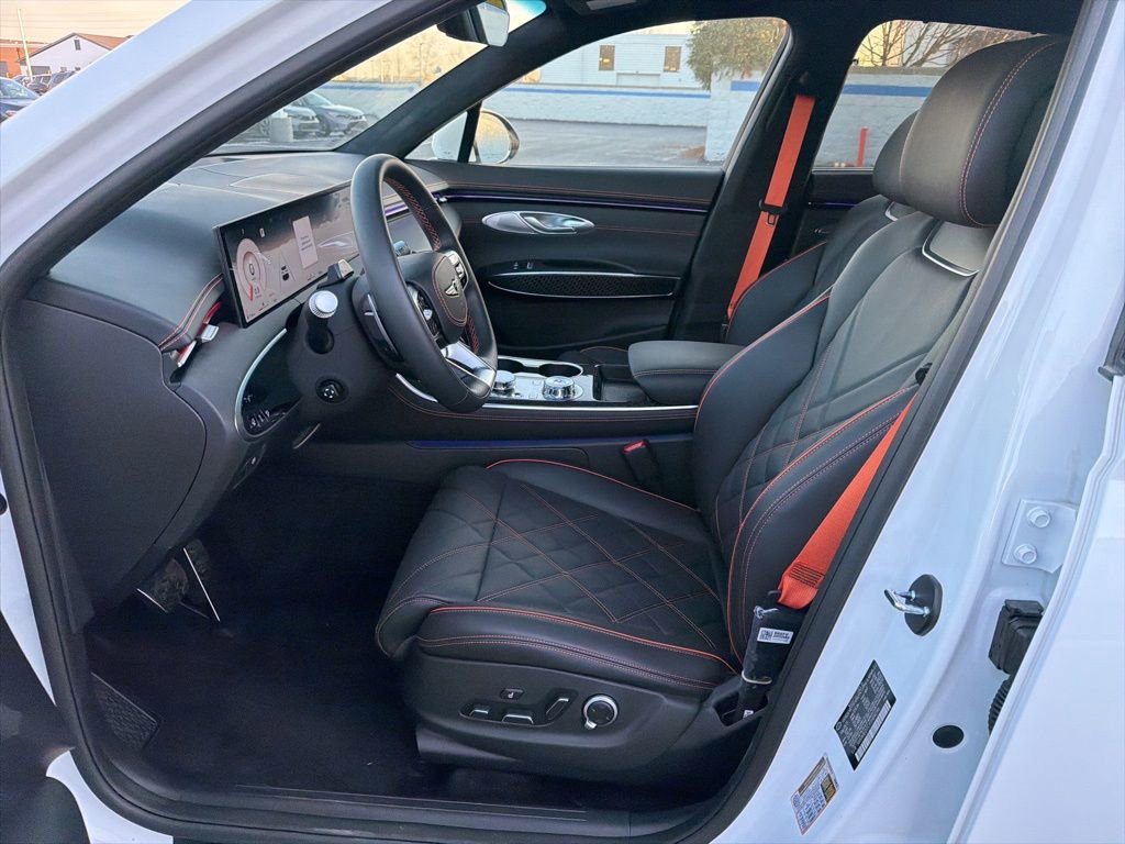 Used 2026 Genesis GV70 3.5T Sport Prestige image 18