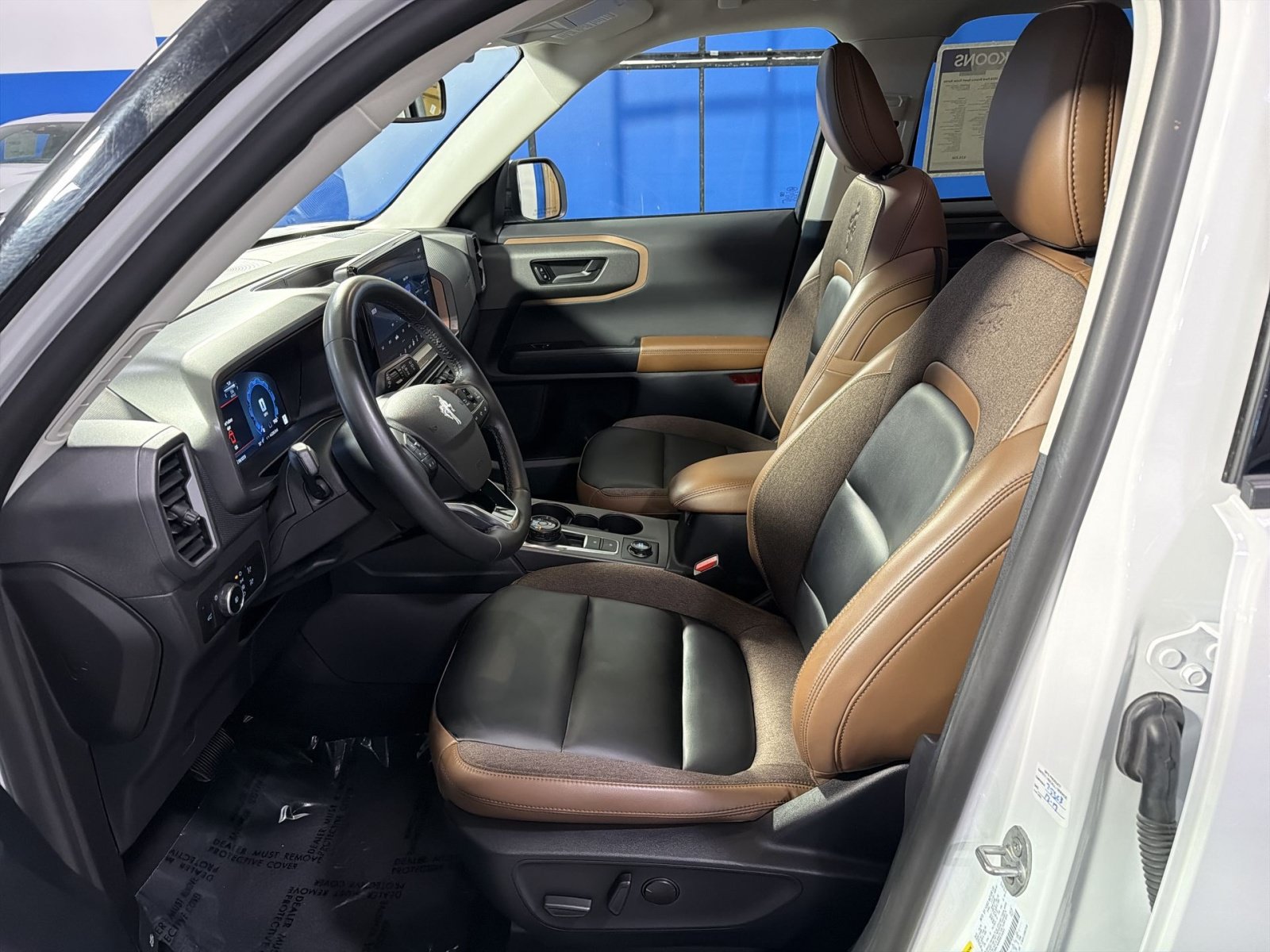 Used 2025 Ford Bronco Sport Outer Banks w/ Outer Banks Tech Package+ AWD/4WD image 23