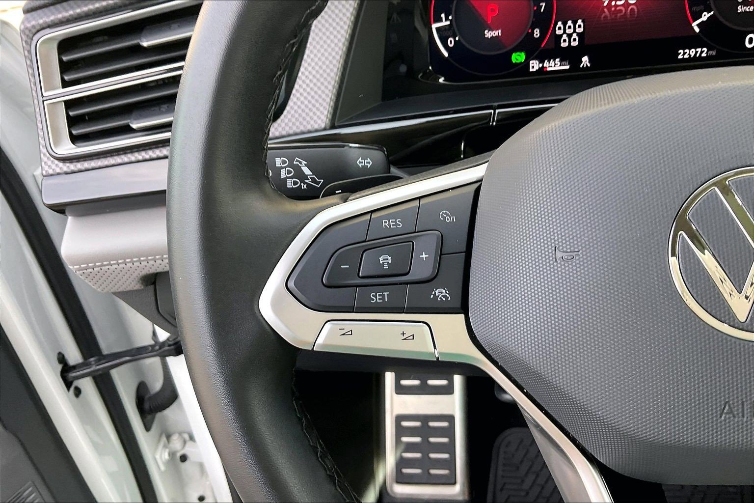 Certified 2024 Volkswagen Atlas Peak Edition SEL AWD/4WD image 18
