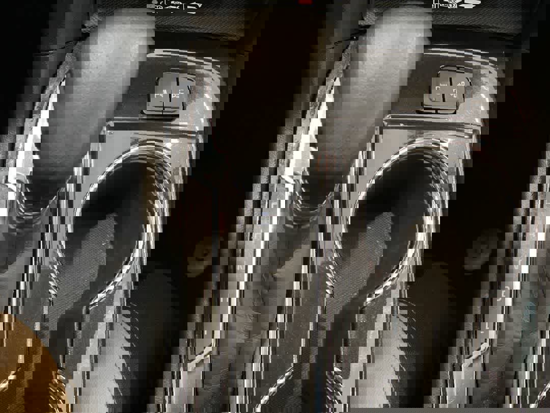 Used 2022 Chevrolet Equinox Premier image 23