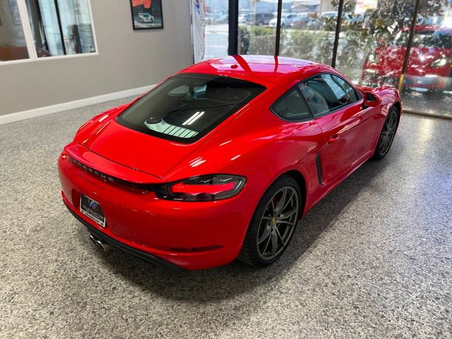 Used 2024 Porsche 718 Cayman S w/ Premium Package image 9