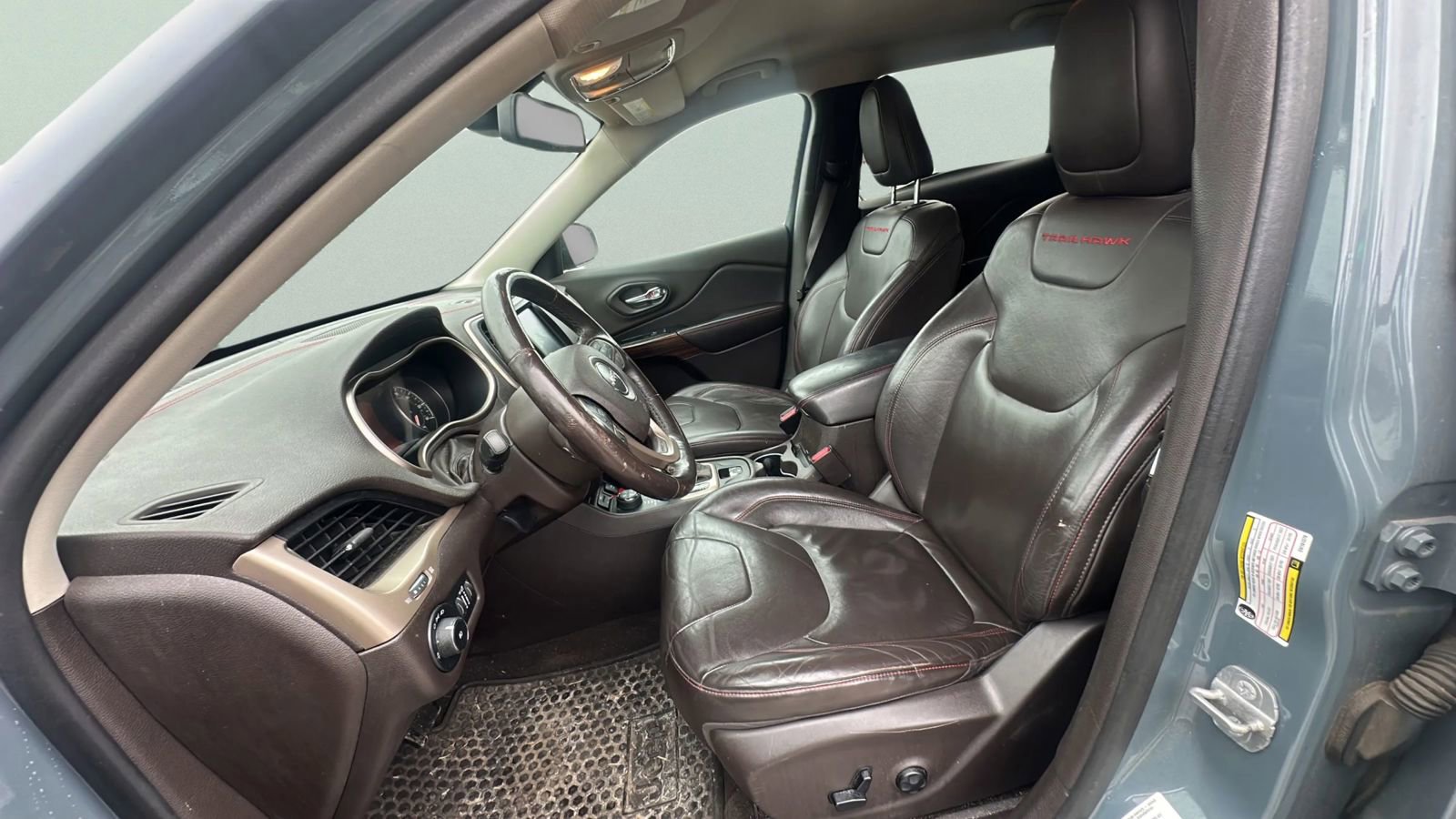 Used 2014 Jeep Cherokee Trailhawk w/ Leather Interior Group image 16