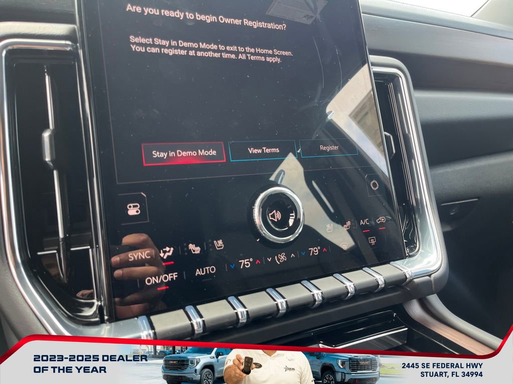 New 2026 GMC Yukon XL Denali w/ Denali Reserve Package AWD/4WD image 30