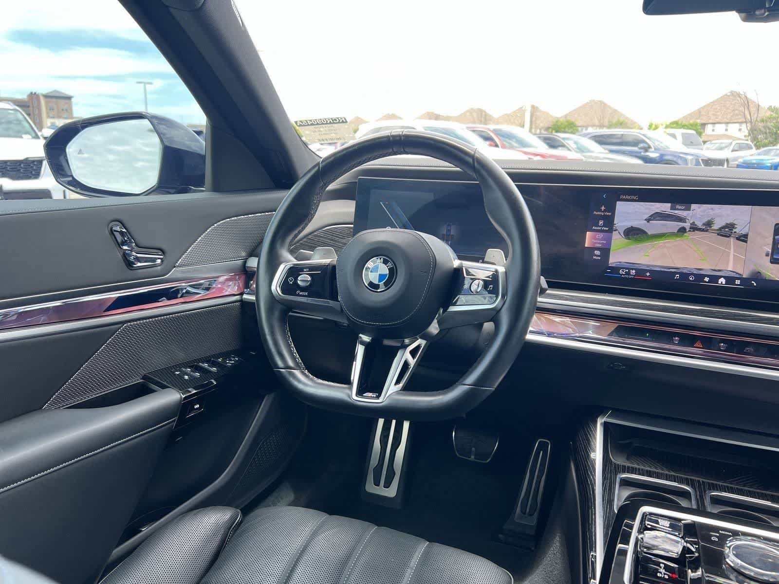 Used 2024 BMW 740i RWD image 2
