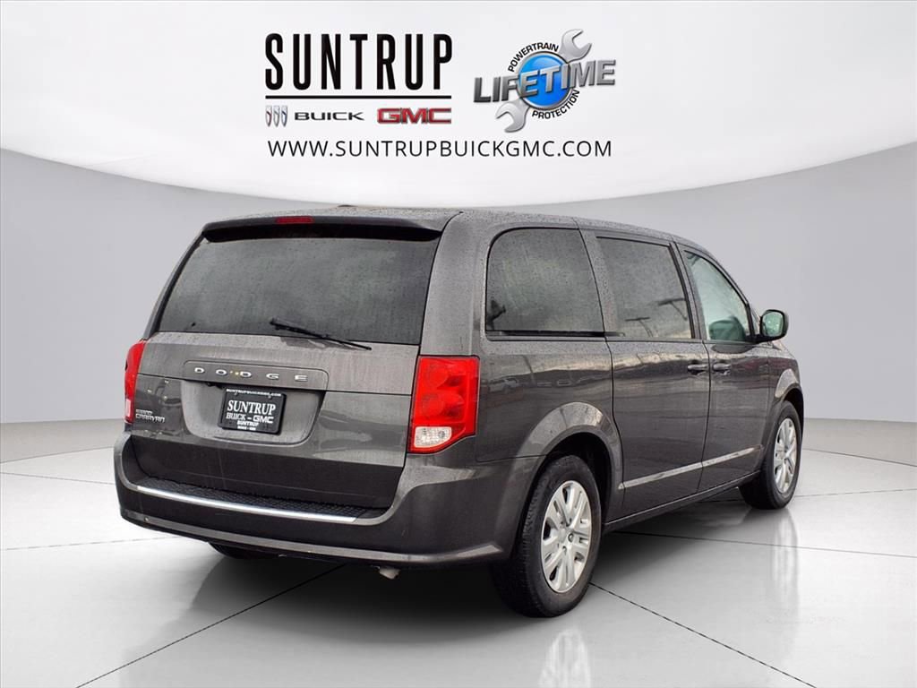 Used 2018 Dodge Grand Caravan SE w/ UConnect Hands-Free Group image 3