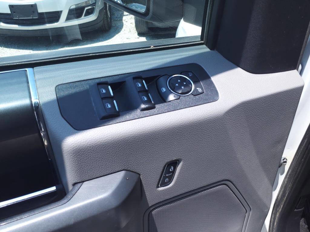 Used 2019 Ford F150 XLT w/ Equipment Group 302A Luxury image 12