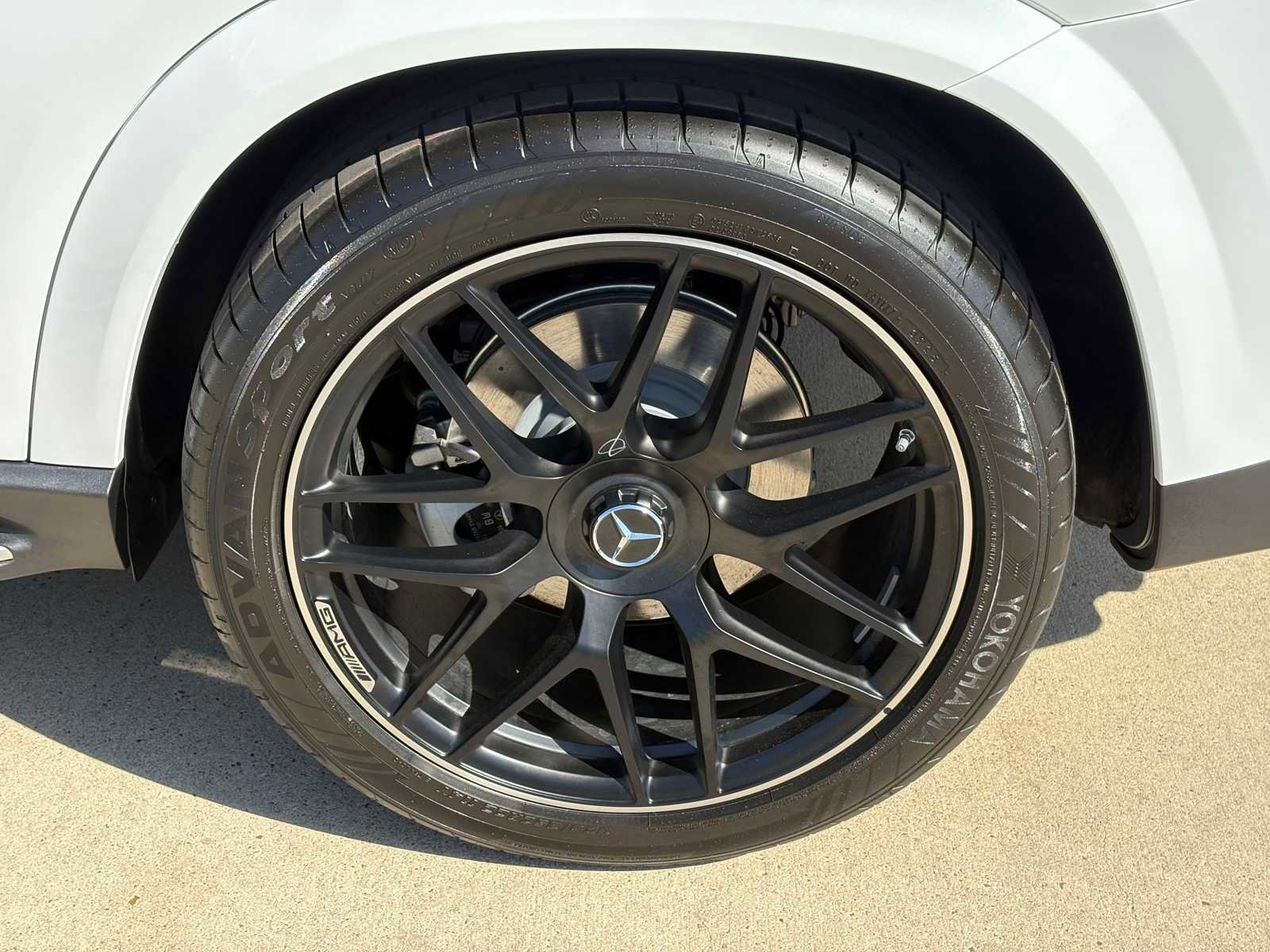 New 2026 Mercedes-Benz GLE 53 AMG 4MATIC Coupe image 9