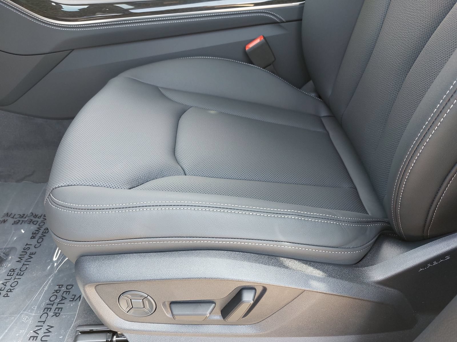 New 2026 Audi Q8 Premium Plus AWD/4WD image 32