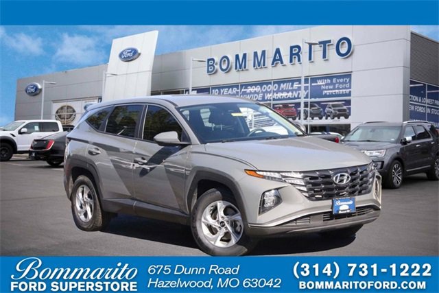 Used 2024 Hyundai Tucson SE image 1