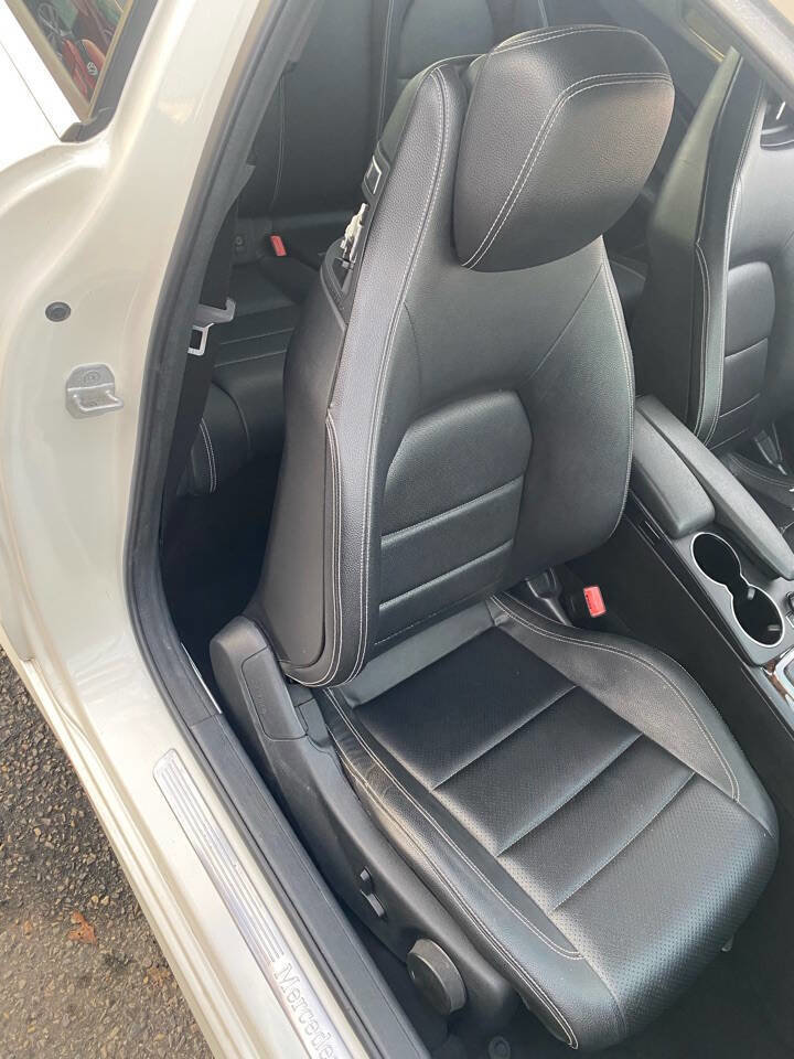 Used 2014 Mercedes-Benz C 250 Coupe image 16