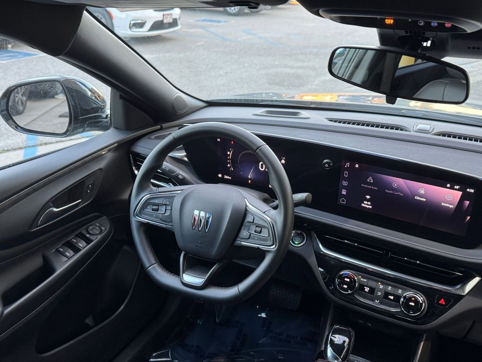 Used 2025 Buick Envista Sport Touring image 33