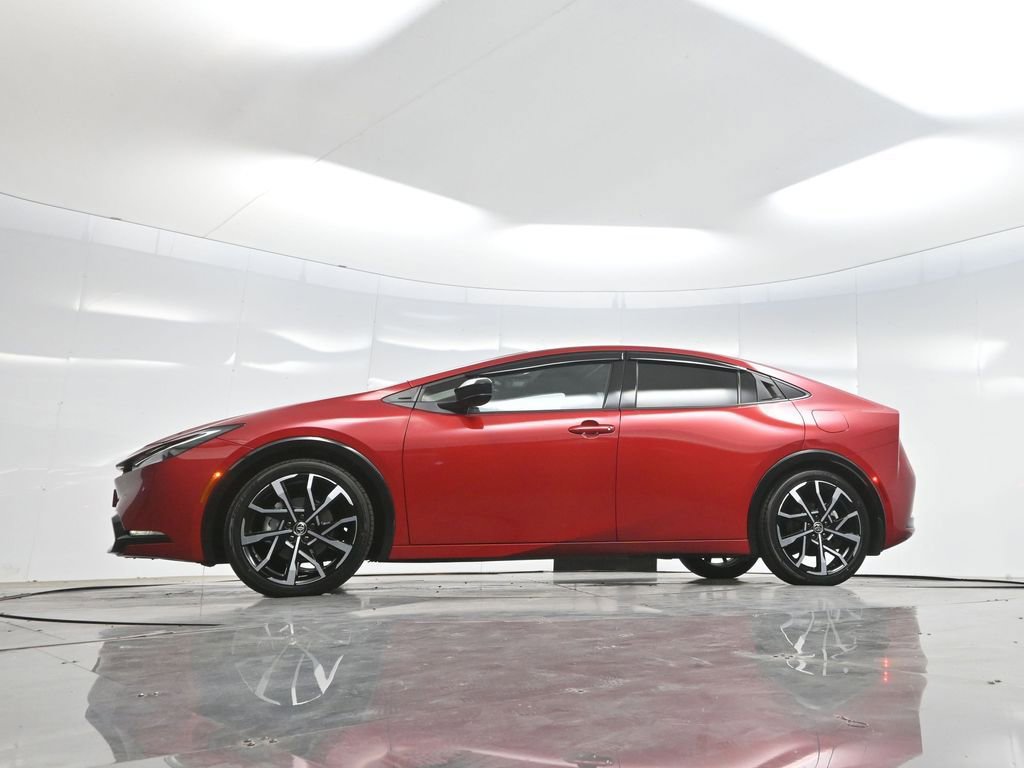 Used 2024 Toyota Prius Prime Premium w/ Advanced Technology Package FWD image 6