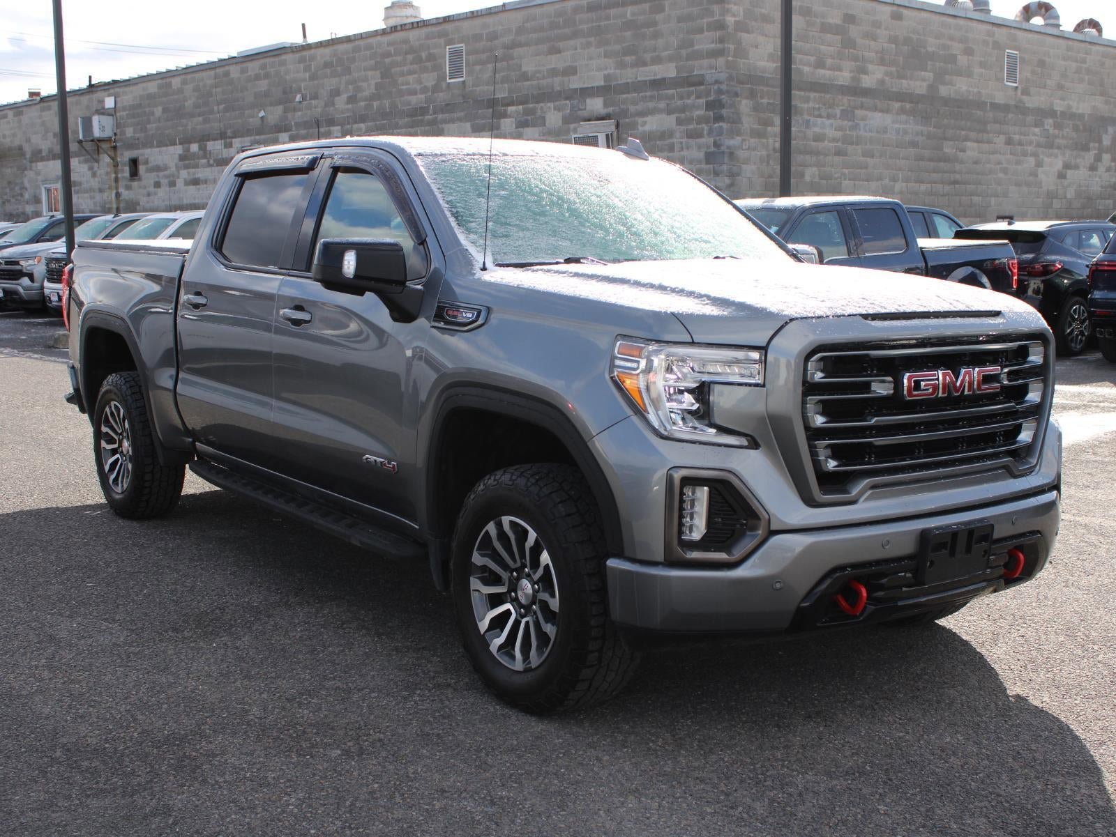 Used 2022 GMC Sierra 1500 AT4 w/ AT4 Premium Package image 3