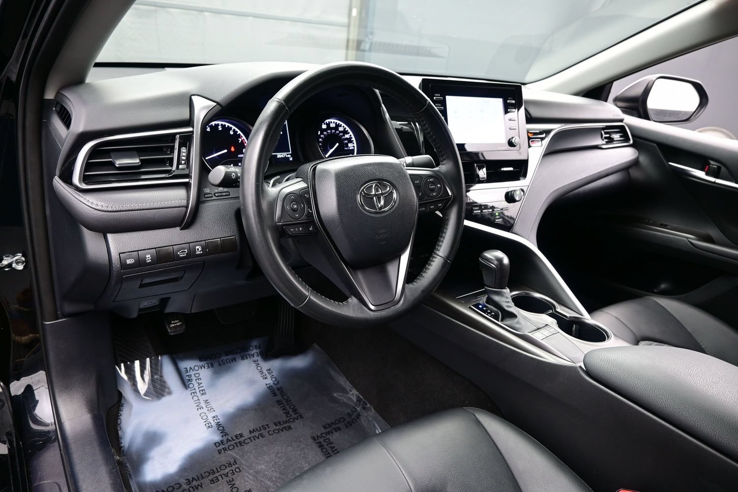 Used 2024 Toyota Camry SE FWD image 13