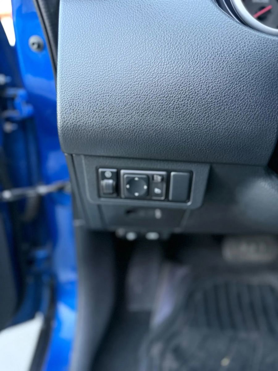 Used 2009 Nissan Versa 1.8 S w/ PWR Pkg image 14