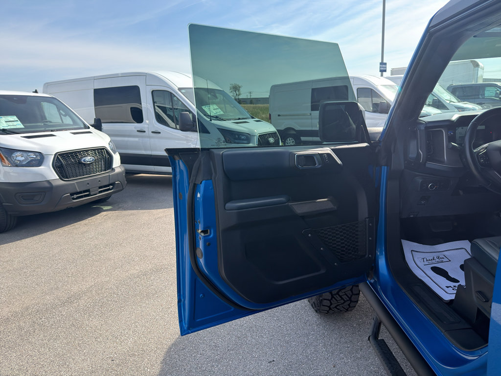 Certified 2022 Ford Bronco Outer Banks w/ Sasquatch Package AWD/4WD image 17
