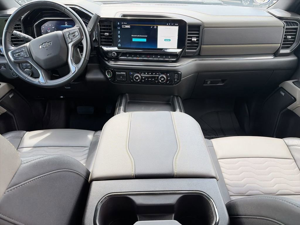 Used 2025 Chevrolet Silverado 2500 ZR2 AWD/4WD image 9