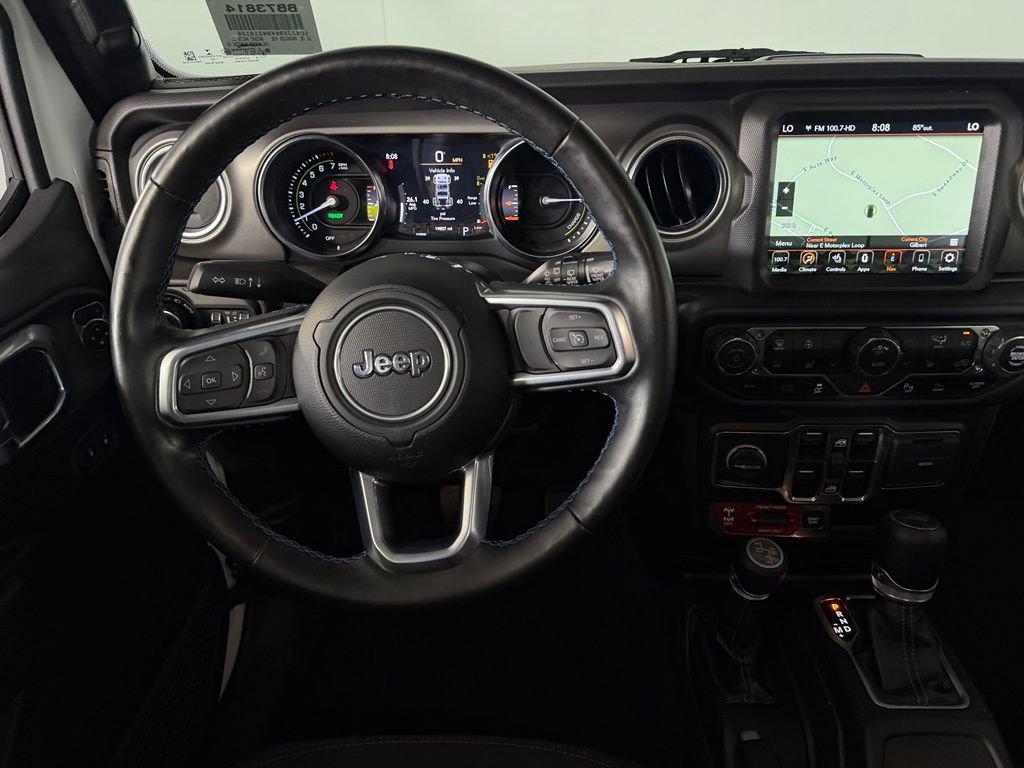Used 2022 Jeep Wrangler Unlimited Rubicon 4xe w/ Cold Weather Group AWD/4WD image 14