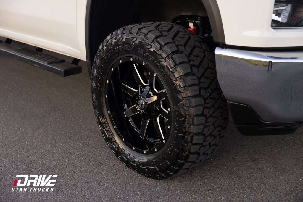 Used 2023 Chevrolet Silverado 2500 LT image 10