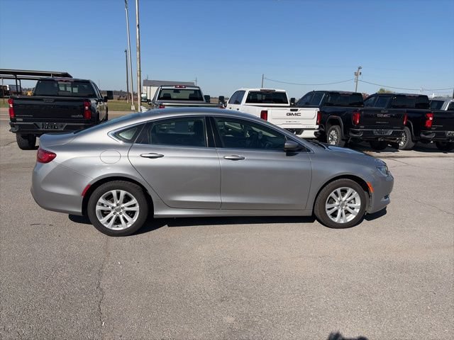Used 2017 Chrysler 200 Limited Platinum FWD image 7