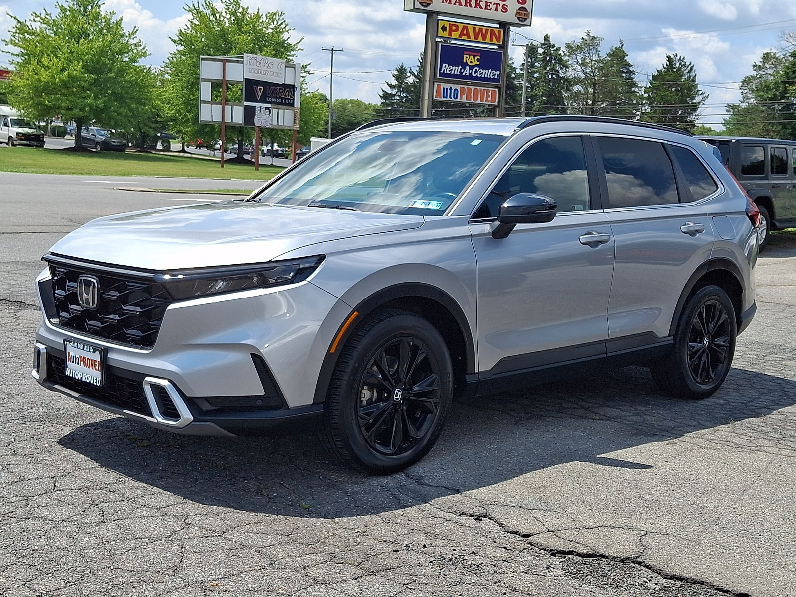 Used 2023 Honda CR-V Sport Touring image 3