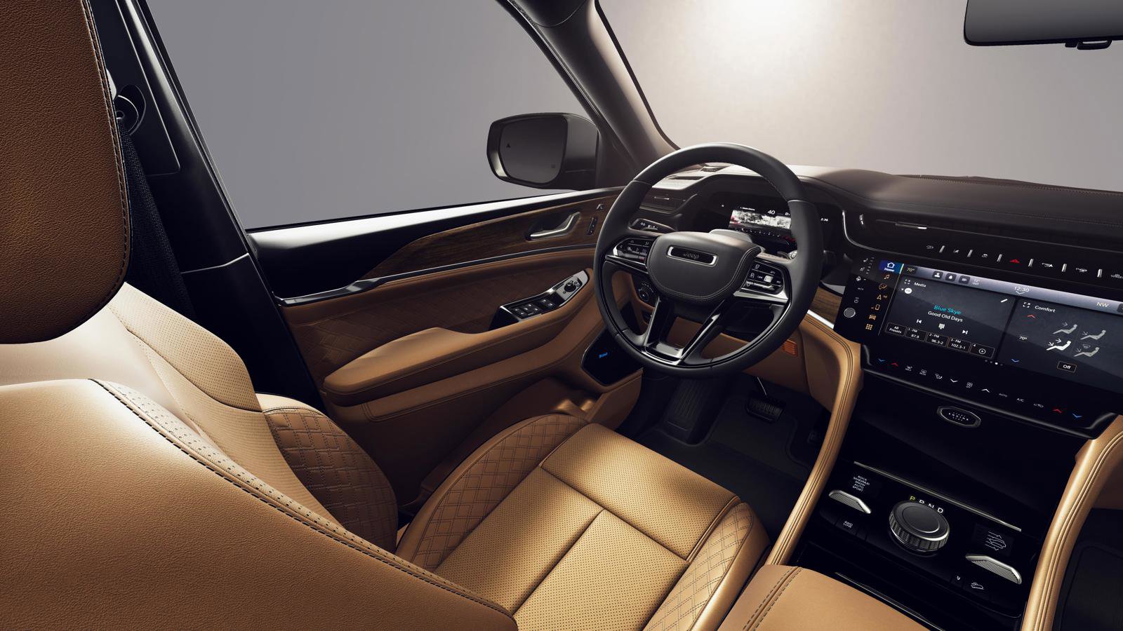 New 2026 Jeep Grand Cherokee L Summit w/ Obsidian Package image 8