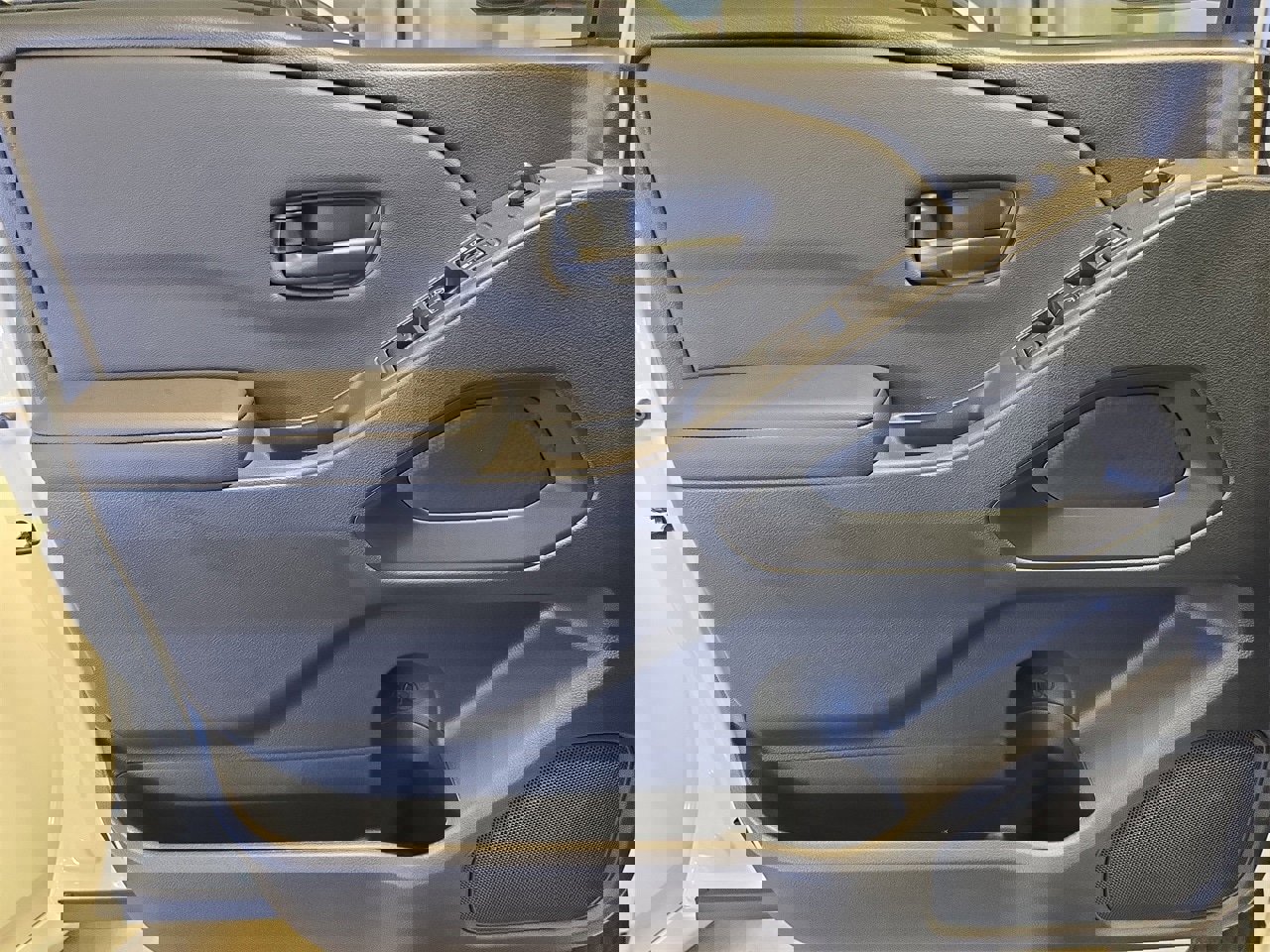 New 2026 Nissan Frontier SV image 26