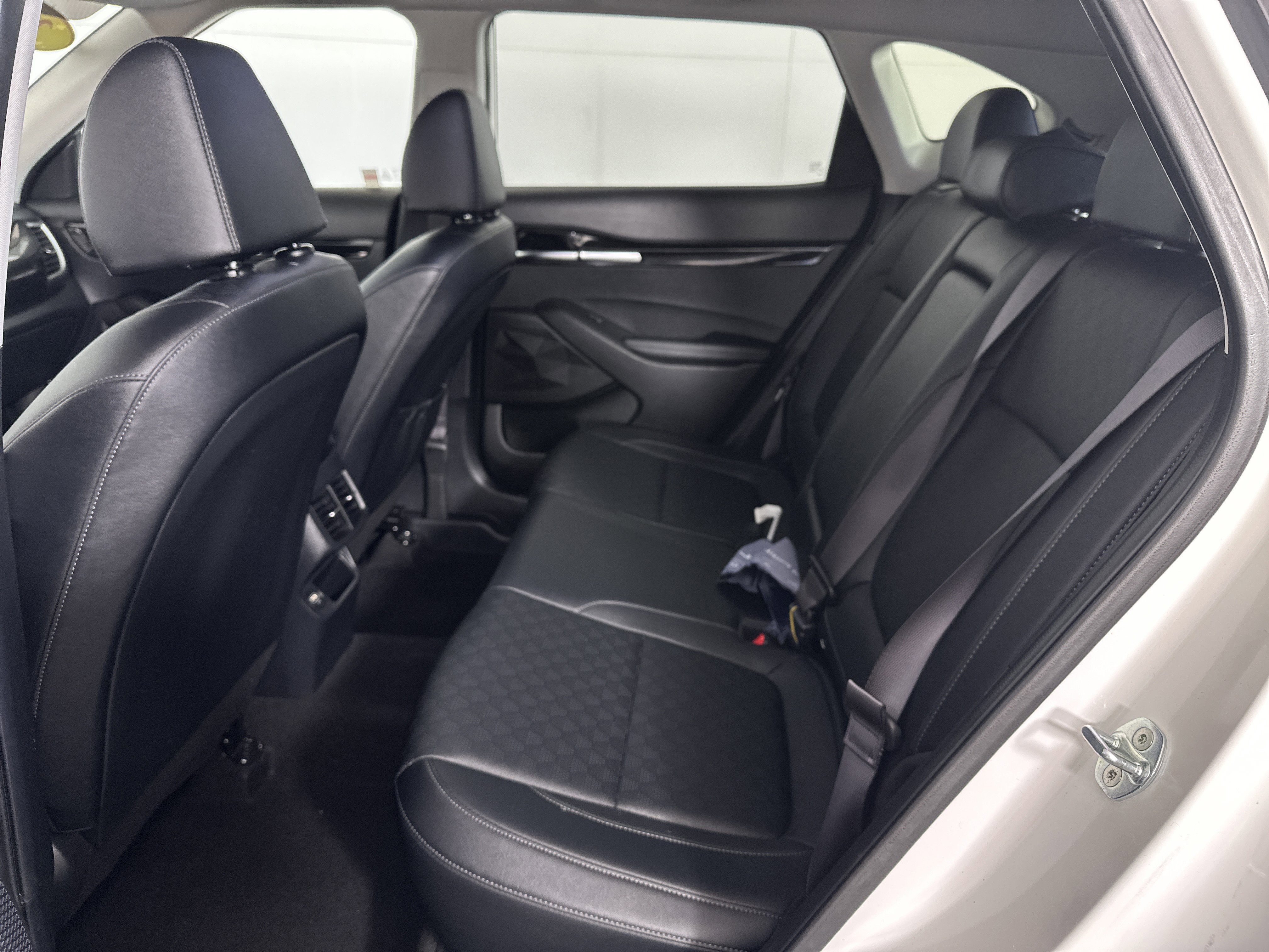 Certified 2021 Kia Seltos EX image 7