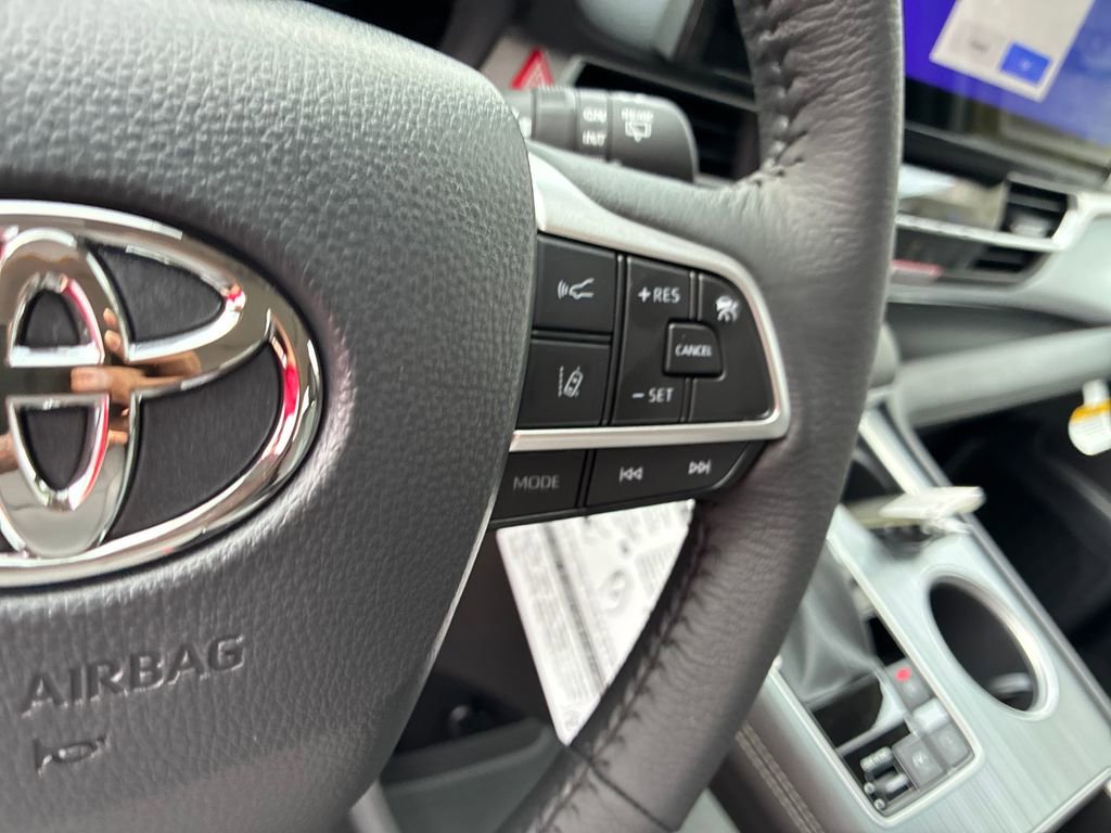 New 2026 Toyota Sienna XLE image 27