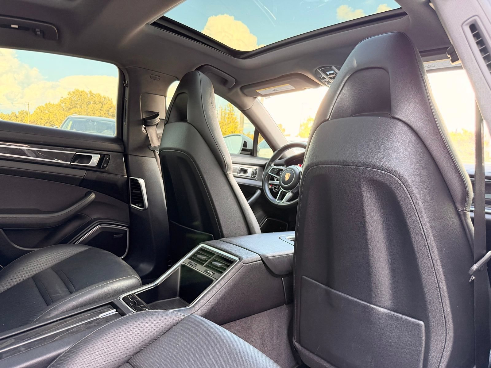 Used 2018 Porsche Panamera w/ Premium Package Plus RWD image 24