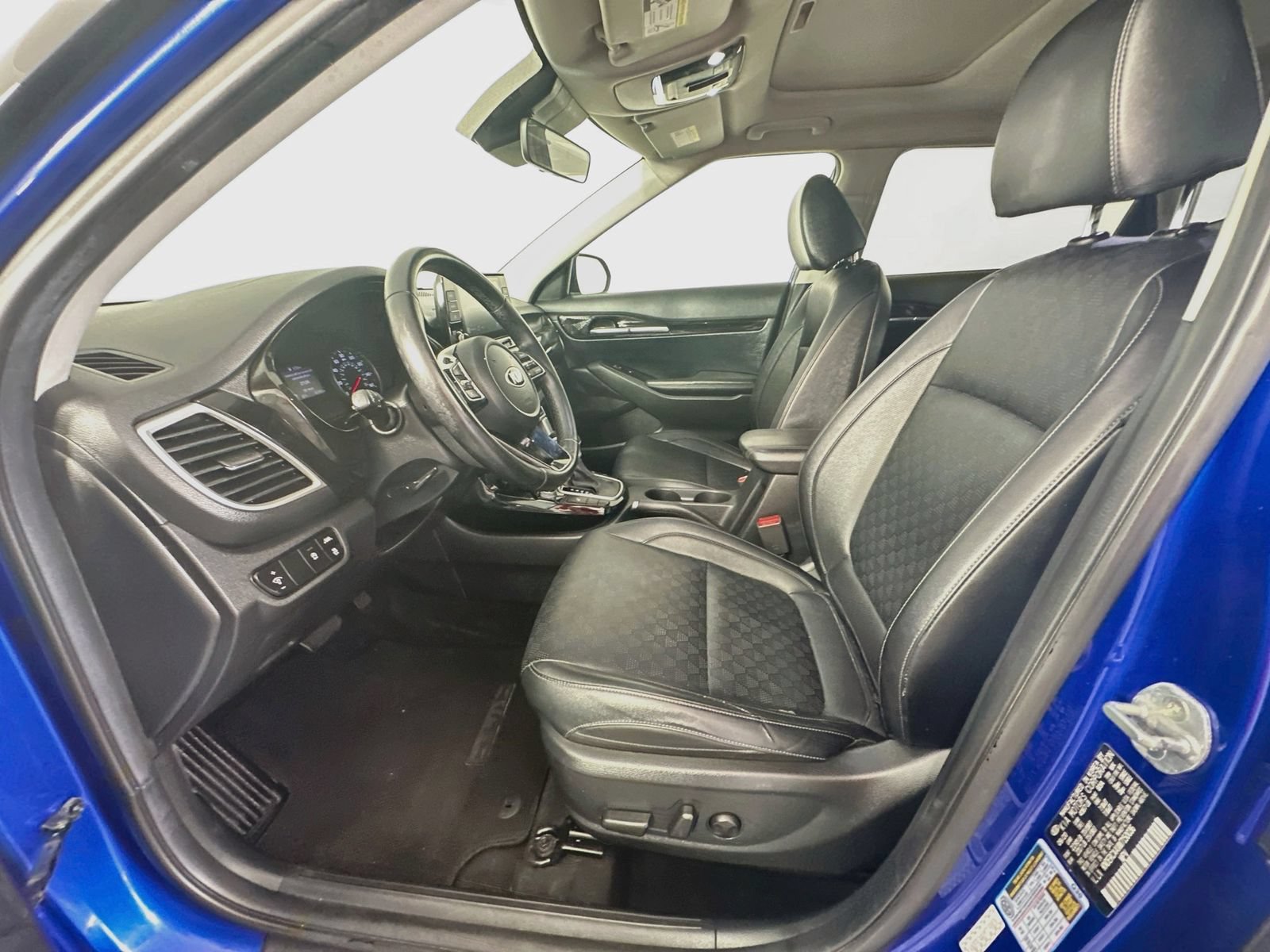 Used 2021 Kia Seltos EX AWD/4WD image 20