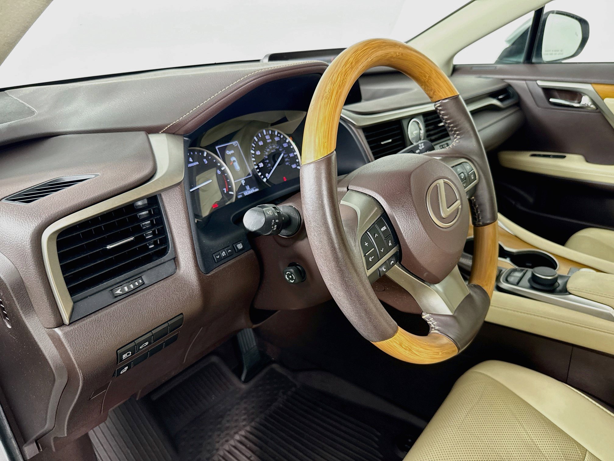 Used 2018 Lexus RX 350 FWD w/ Premium Package image 9