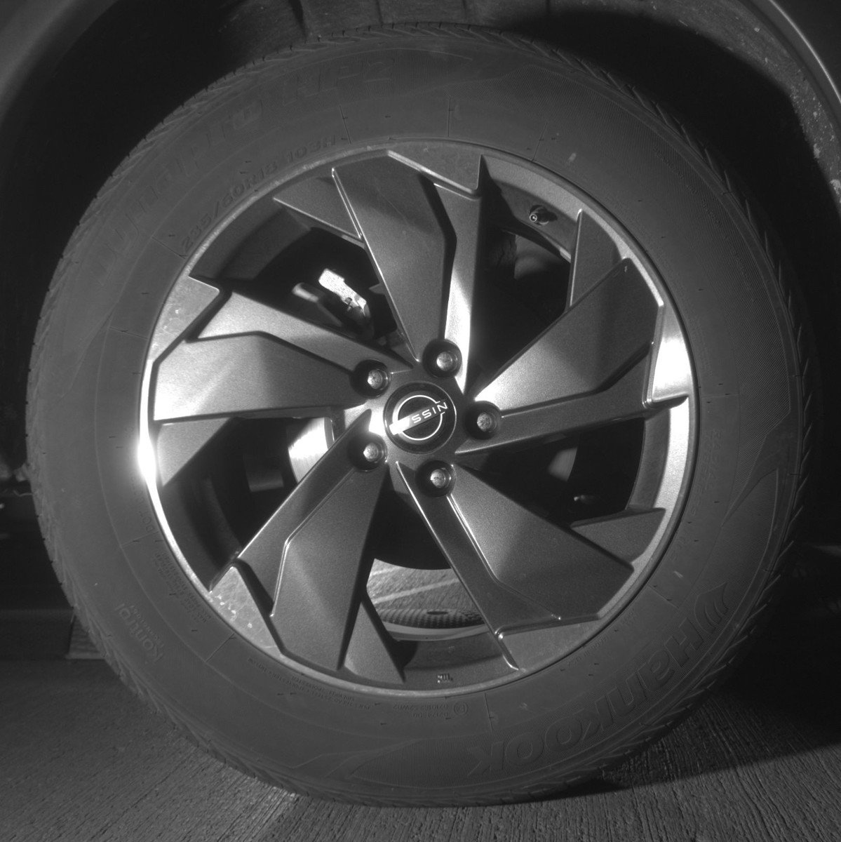 Used 2025 Nissan Rogue SV image 15