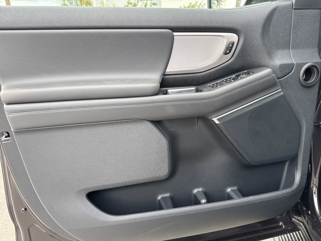 New 2026 Ford Expedition Active RWD image 18