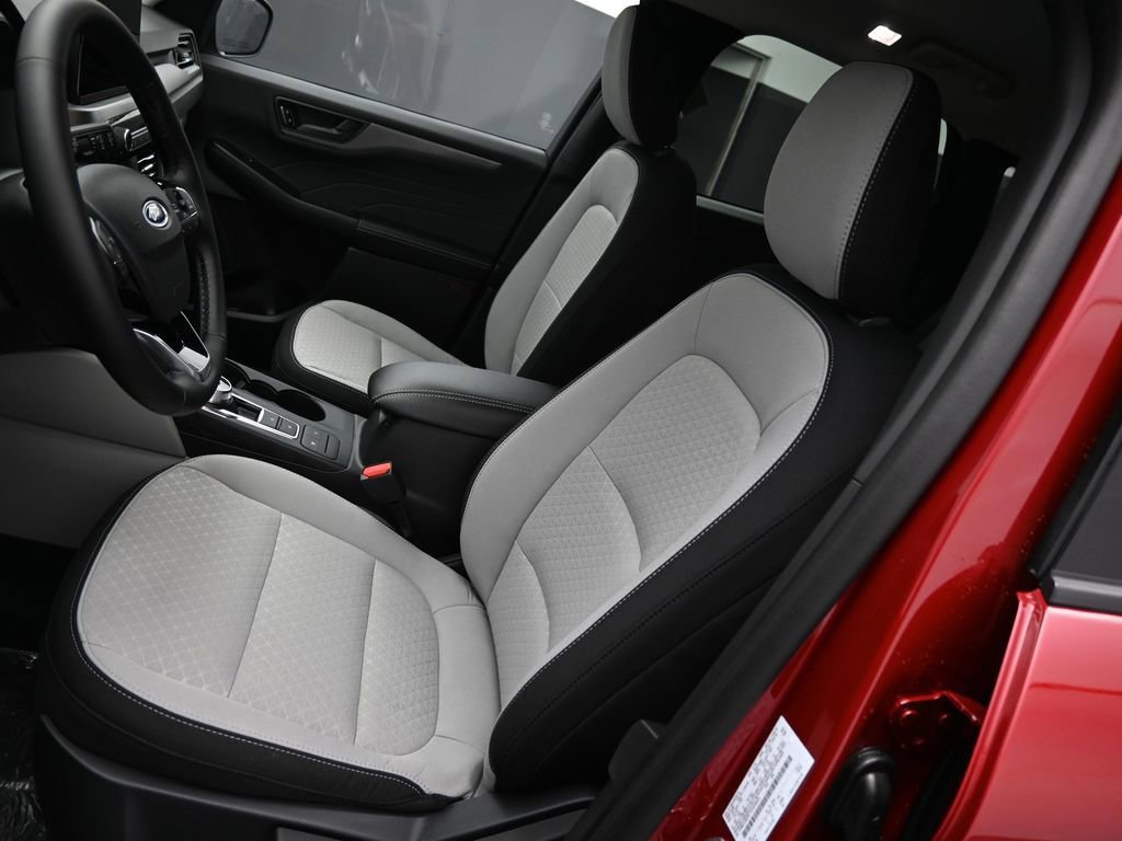New 2026 Ford Escape Active w/ Cold Weather Package image 10