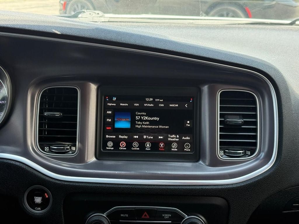 Used 2020 Dodge Charger SXT w/ Leather Interior Group RWD image 13