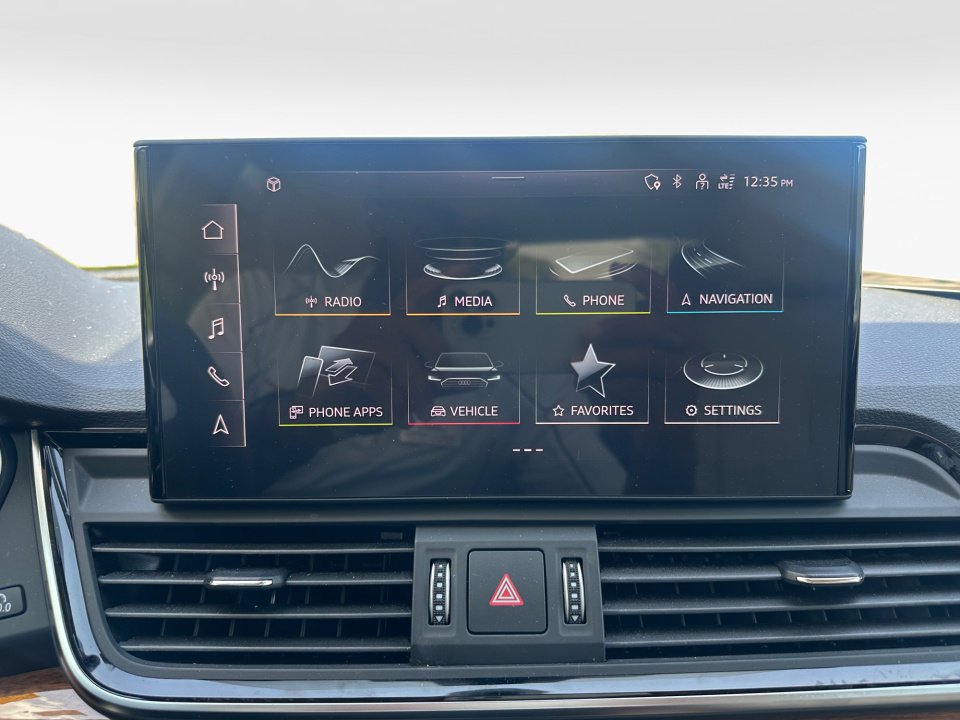 Certified 2023 Audi Q5 2.0T Premium w/ Convenience Package image 17