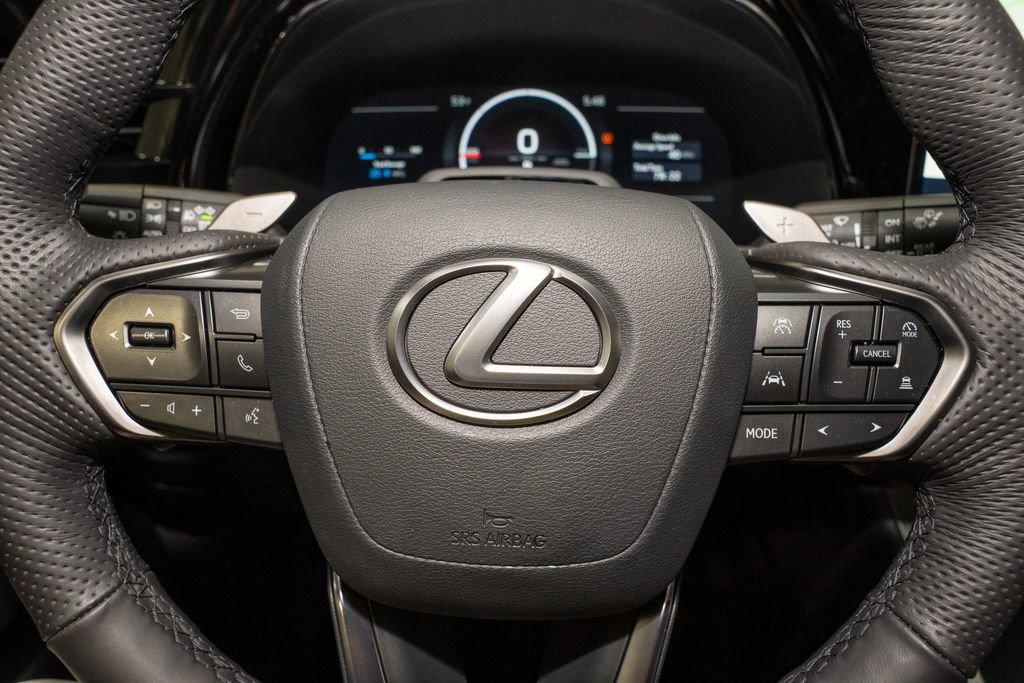 Used 2025 Lexus TX 500h AWD image 22