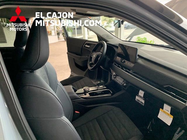 New 2026 Mitsubishi Outlander SE FWD image 24