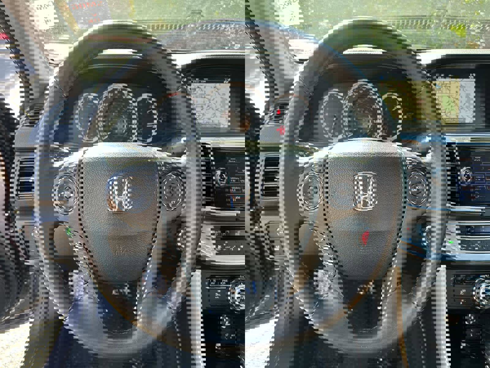 Used 2015 Honda Accord EX-L image 15