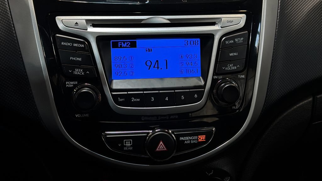 Used 2014 Hyundai Accent SE FWD image 26