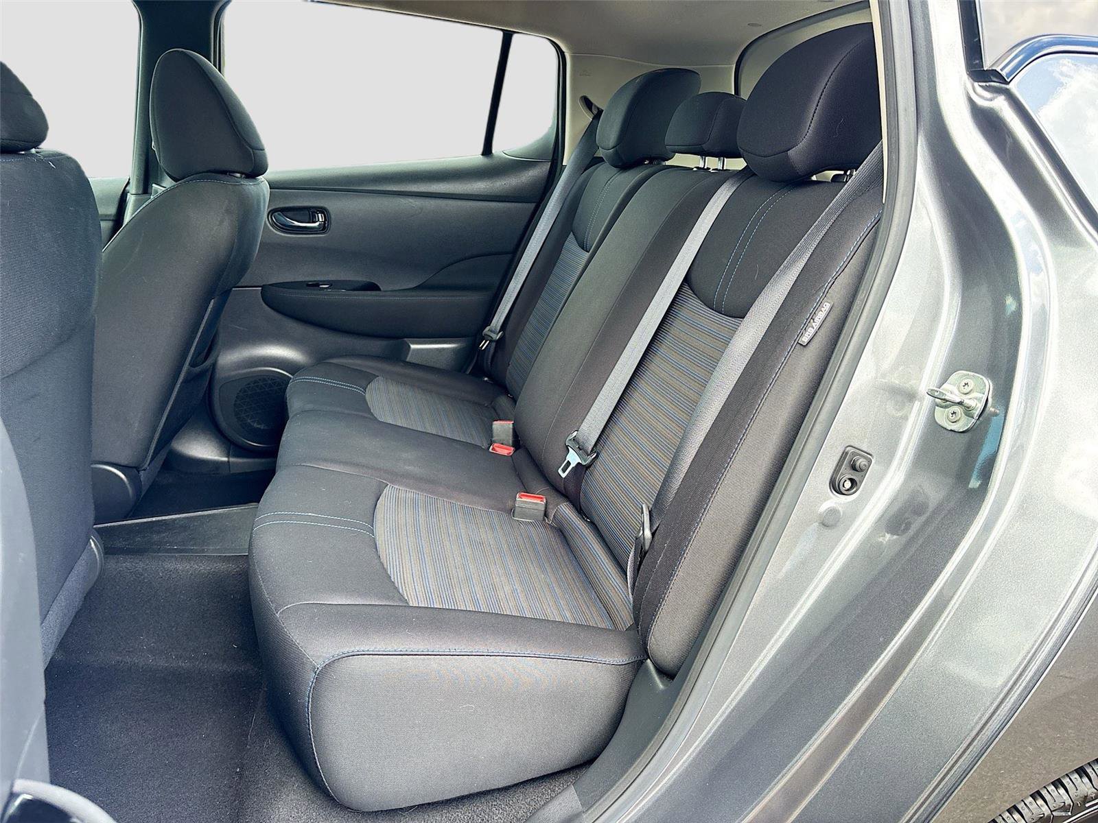 Used 2022 Nissan Leaf SV Plus FWD image 23