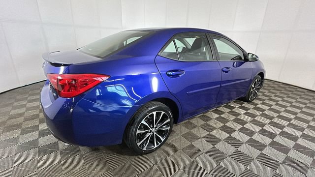 Used 2018 Toyota Corolla SE FWD image 3