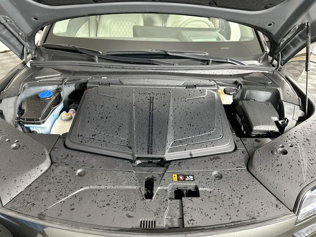 Used 2023 Genesis GV60 Performance AWD/4WD image 31