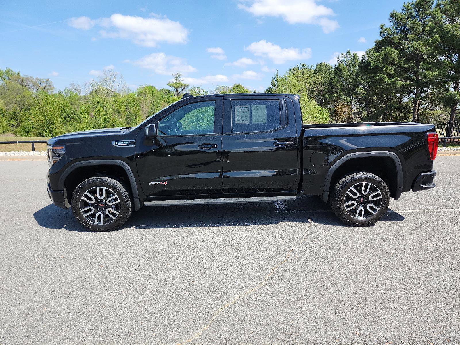 Certified 2025 GMC Sierra 1500 AT4 w/ AT4 Premium Package image 2