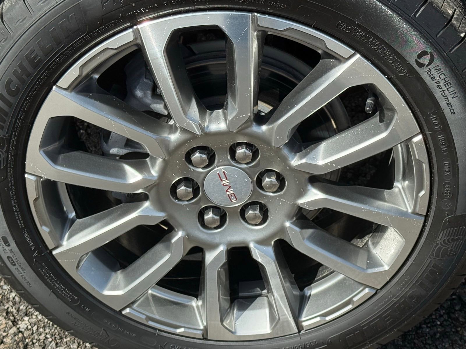 Used 2023 GMC Acadia Denali image 51