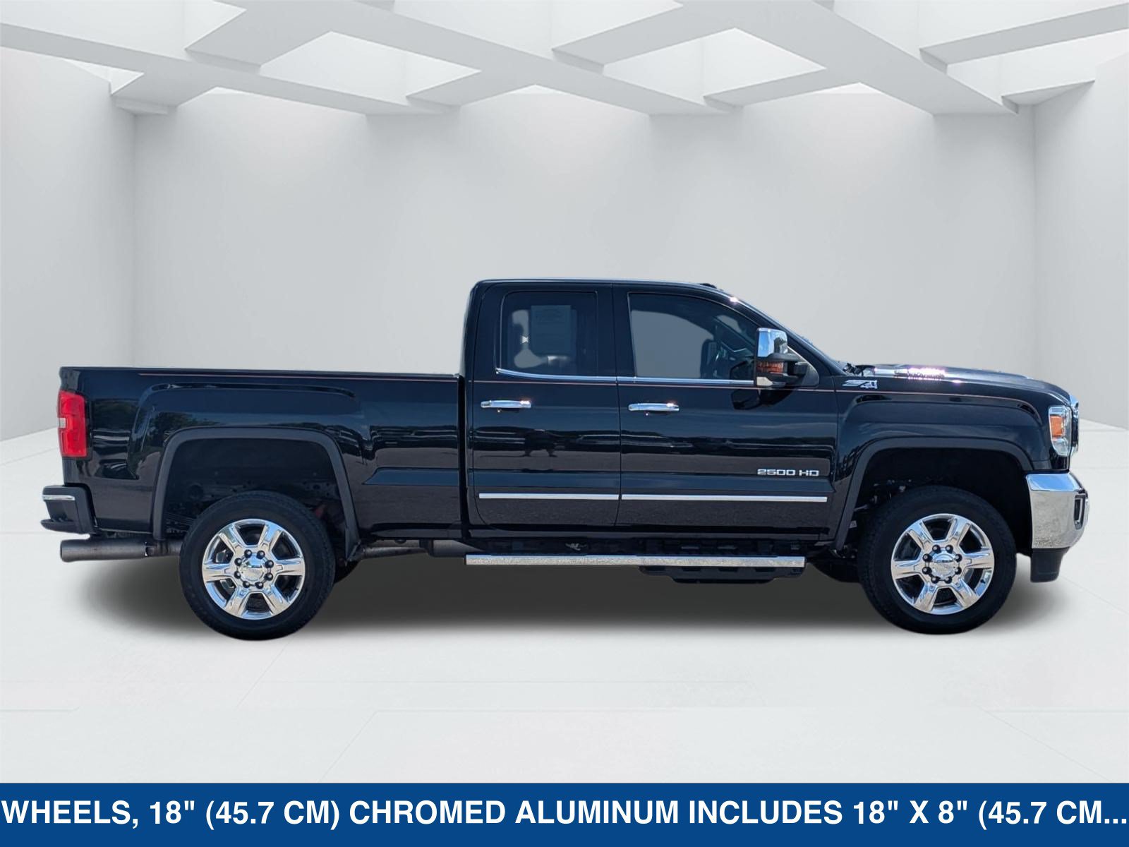 Used 2017 GMC Sierra 2500 SLT w/ Suspension Package, Off-Road AWD/4WD image 4
