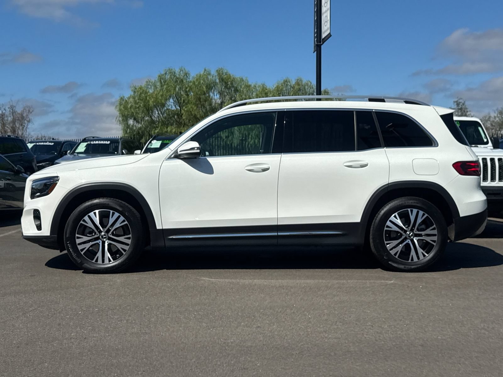 Used 2026 Mercedes-Benz GLB 250 image 6