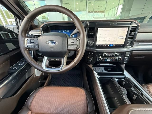 Used 2025 Ford F450 King Ranch w/ Snow Plow/Camper Package AWD/4WD image 20